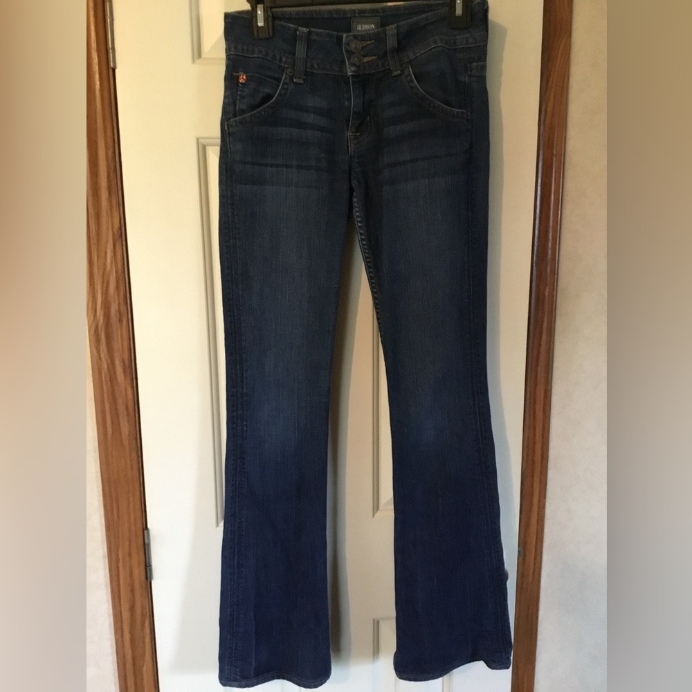 EUC Hudson jeans, dark wash slight flare, no flaws